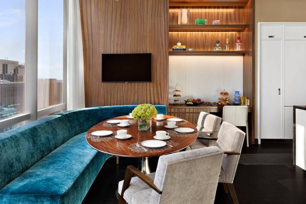 , Manhattan Hotel Suite Design Frames Incredible Central Park View