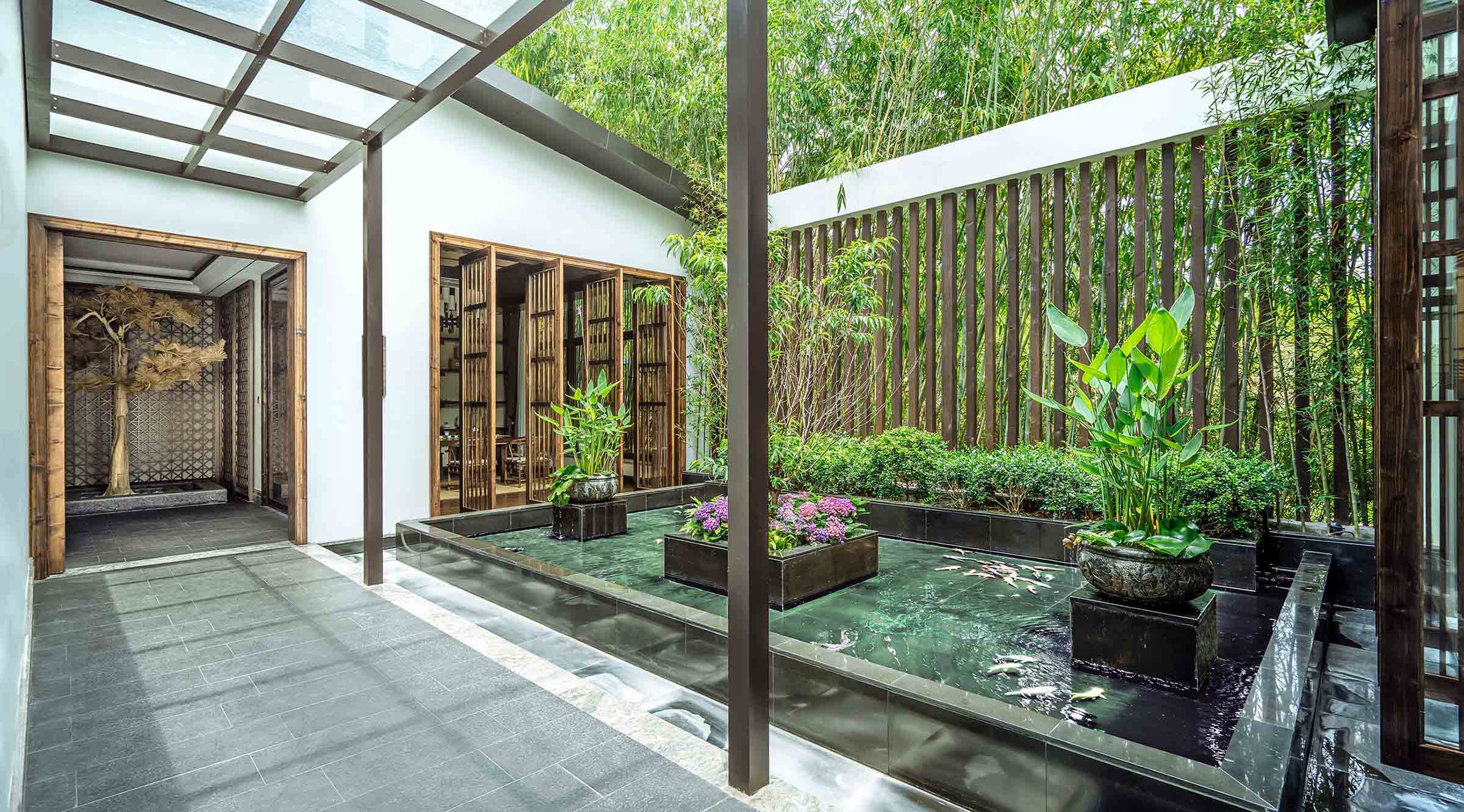 Interior design scheme by Tsingda Environment Art (Shenzhen) Design Consultants Co. for Shenzhen Nord Club