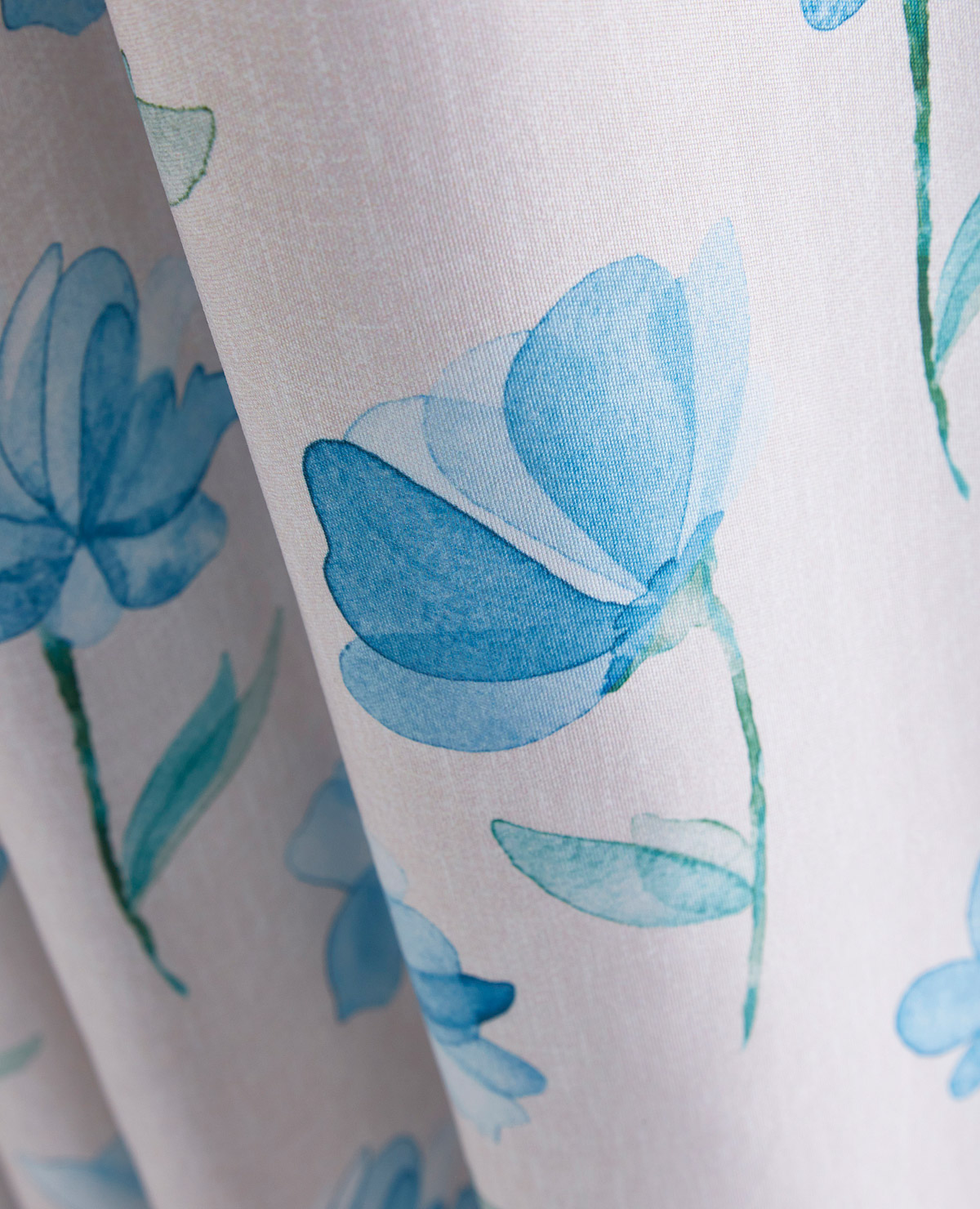How bespoke fabric design enhances care environments SBID