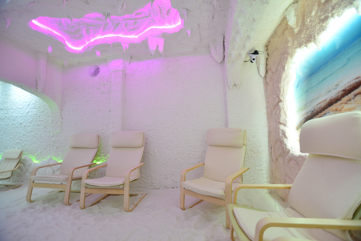 healthcare design, A Quirky, Halotherapy Salt Room with Artistic Vision