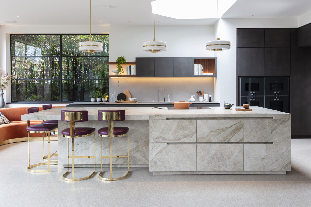 A Modern Kitchen Design with Style and Functionality