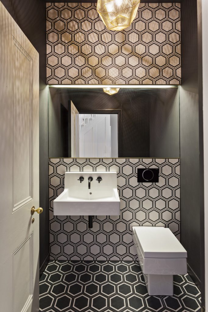 Creative Guest Bathroom