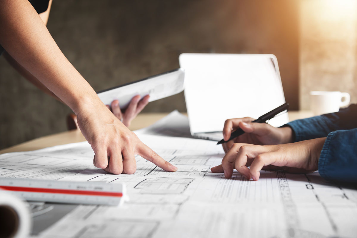 Ask the Expert: How to choose the right building contractor for a project?