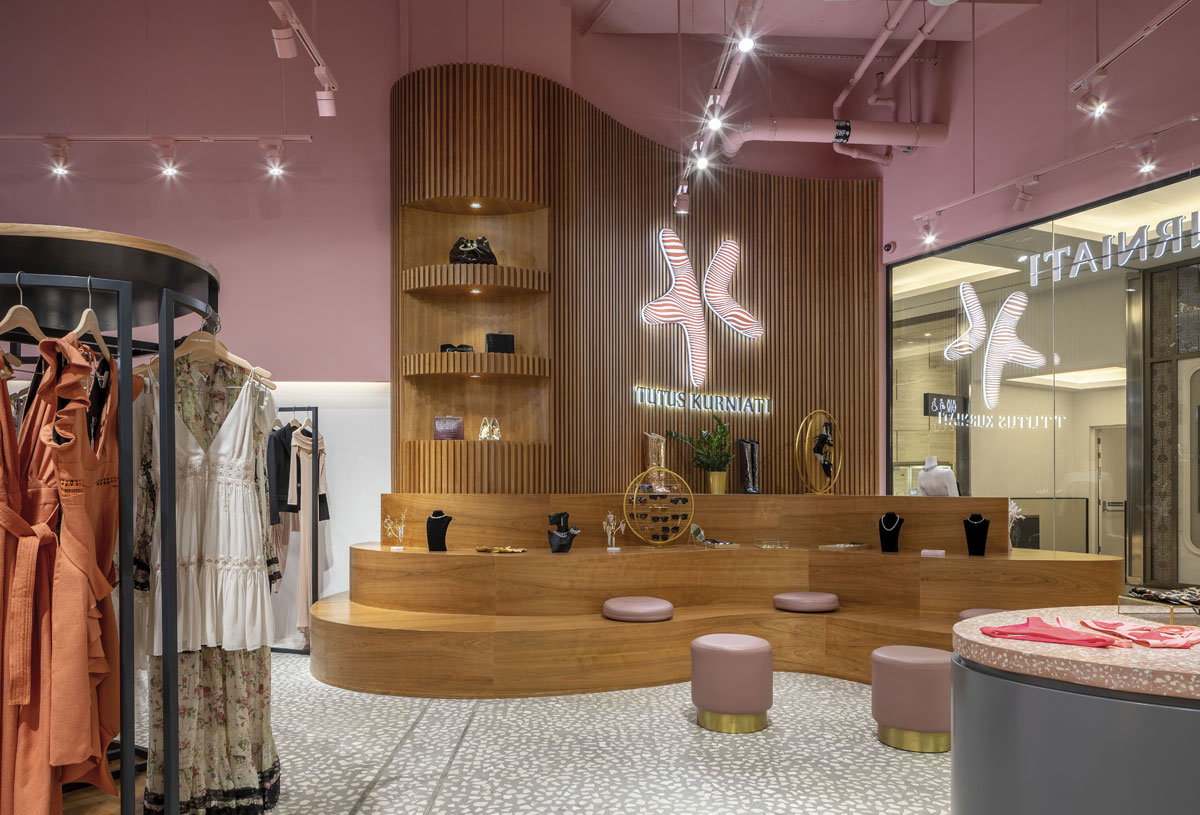 Luxury Retail Design Creates Intimate Shopping Experience