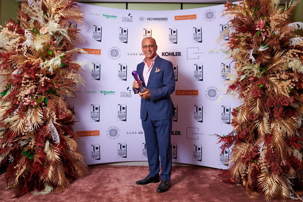 sbid fellow of the year award, Theo Paphitis Awarded SBID Fellow of the Year 2021 at the SBID Awards