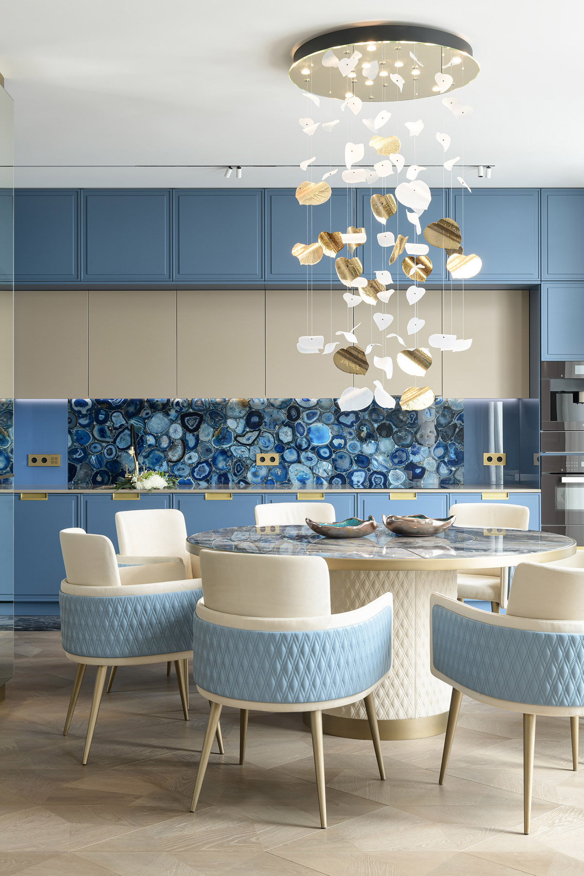 luxurious family apartment design, Blue Agate Stone at the Heart of a Luxury Apartment
