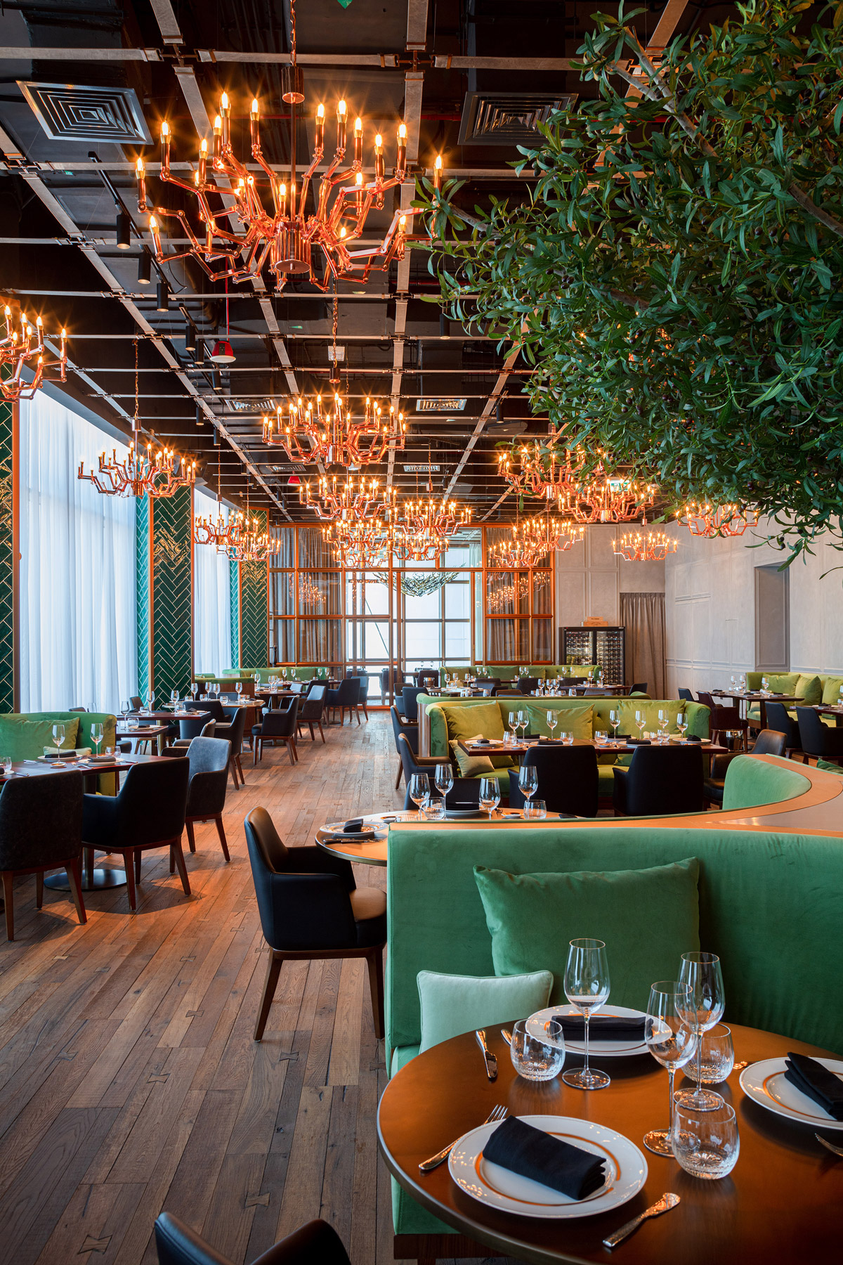 restaurant design, A Contemporary Steakhouse Tantalizes All the Senses