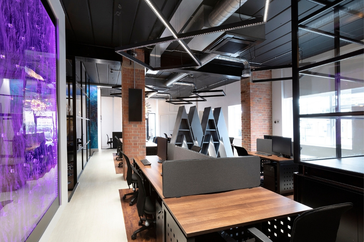 Renovated Small Office Design Allows for Future Company Expansion ...