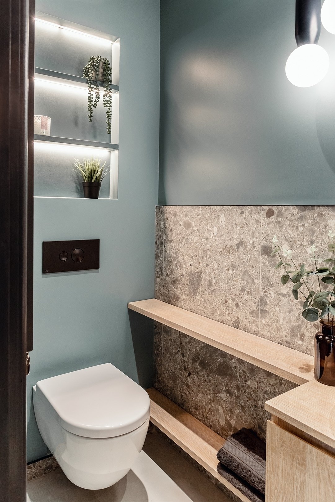 apartment refurbishment, Bathroom Refurbishment Introduces Bold Colours into the Design