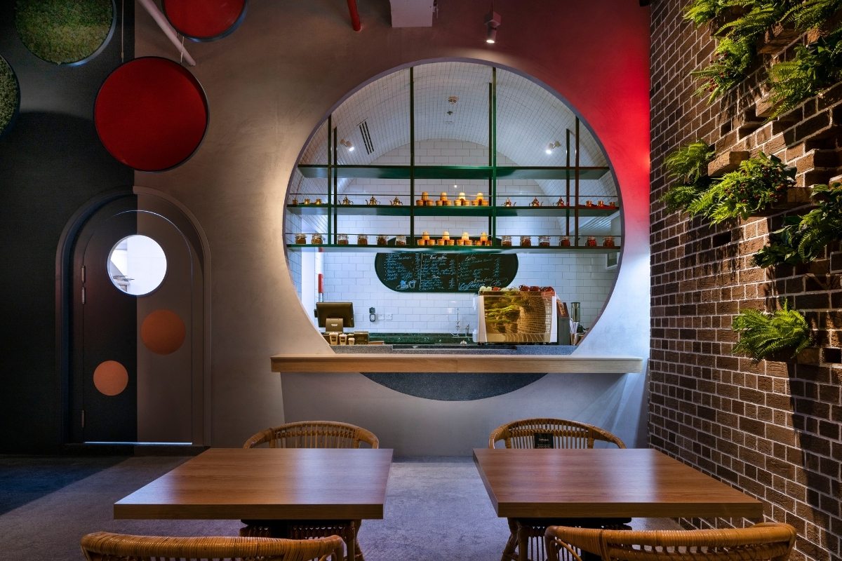 café design, Dubai Café Splits the Design Concept to Represent Different Personalities