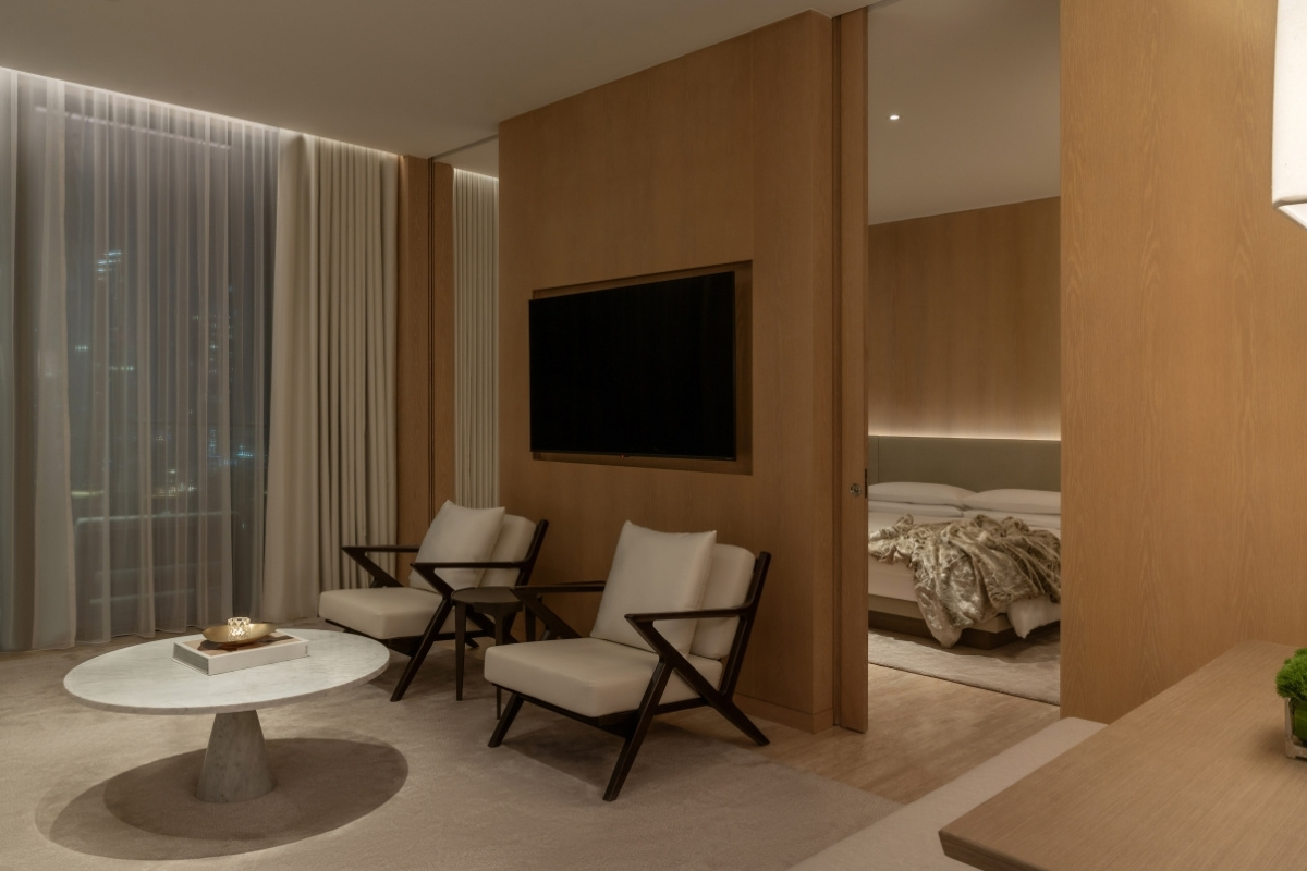 hotel suites, Dubai EDITION Hotel Suites Celebrate Minimal Luxury