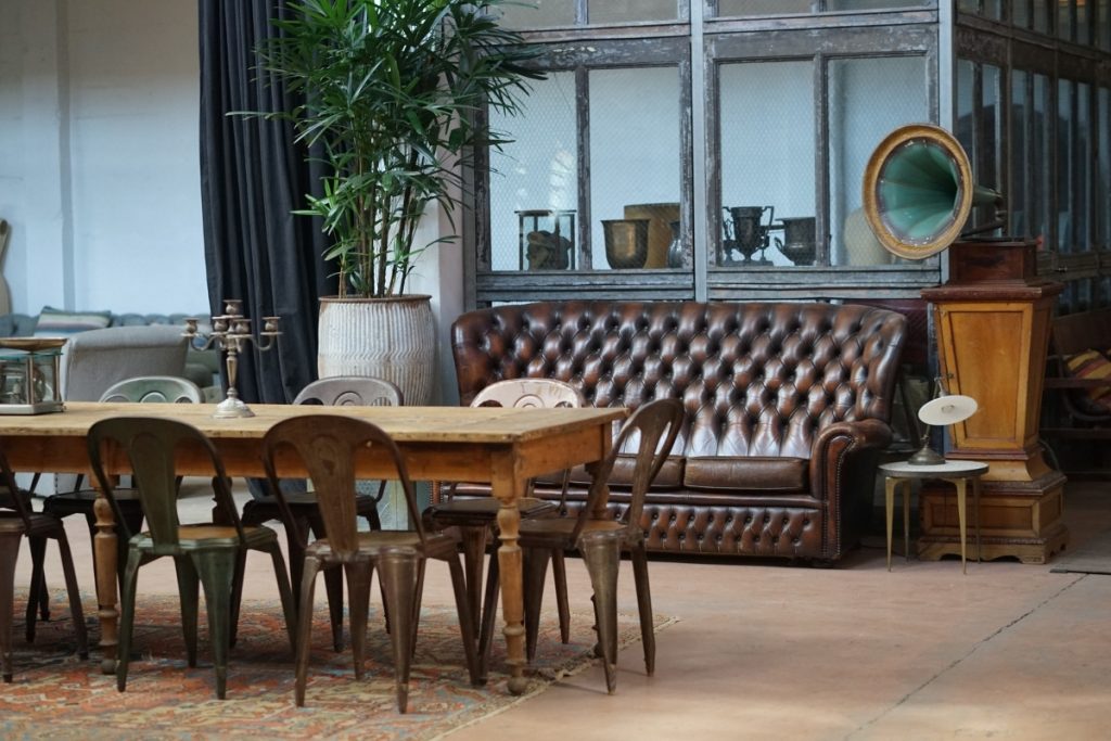 The Use of Classic Design and Decorative Arts In Interiors as a Business Driver