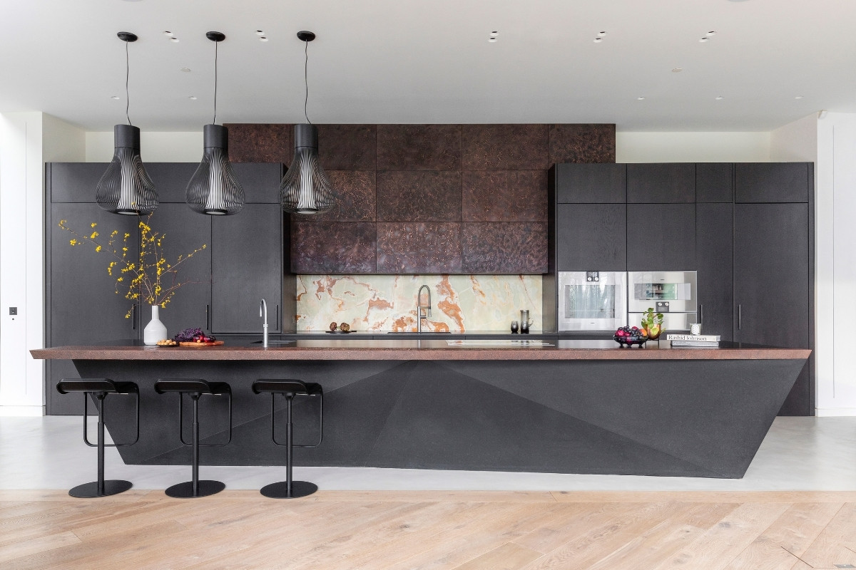 modern kitchen, Modern Kitchen Stands as a Piece of Art in a Private Residence