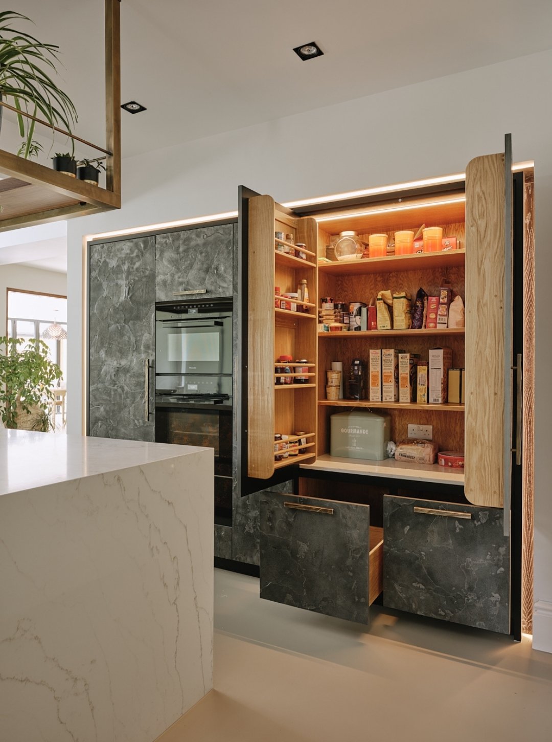 kitchen design, Charlie Smallbone’s Kitchen Mixes and Matches Materials to Beautiful Effect