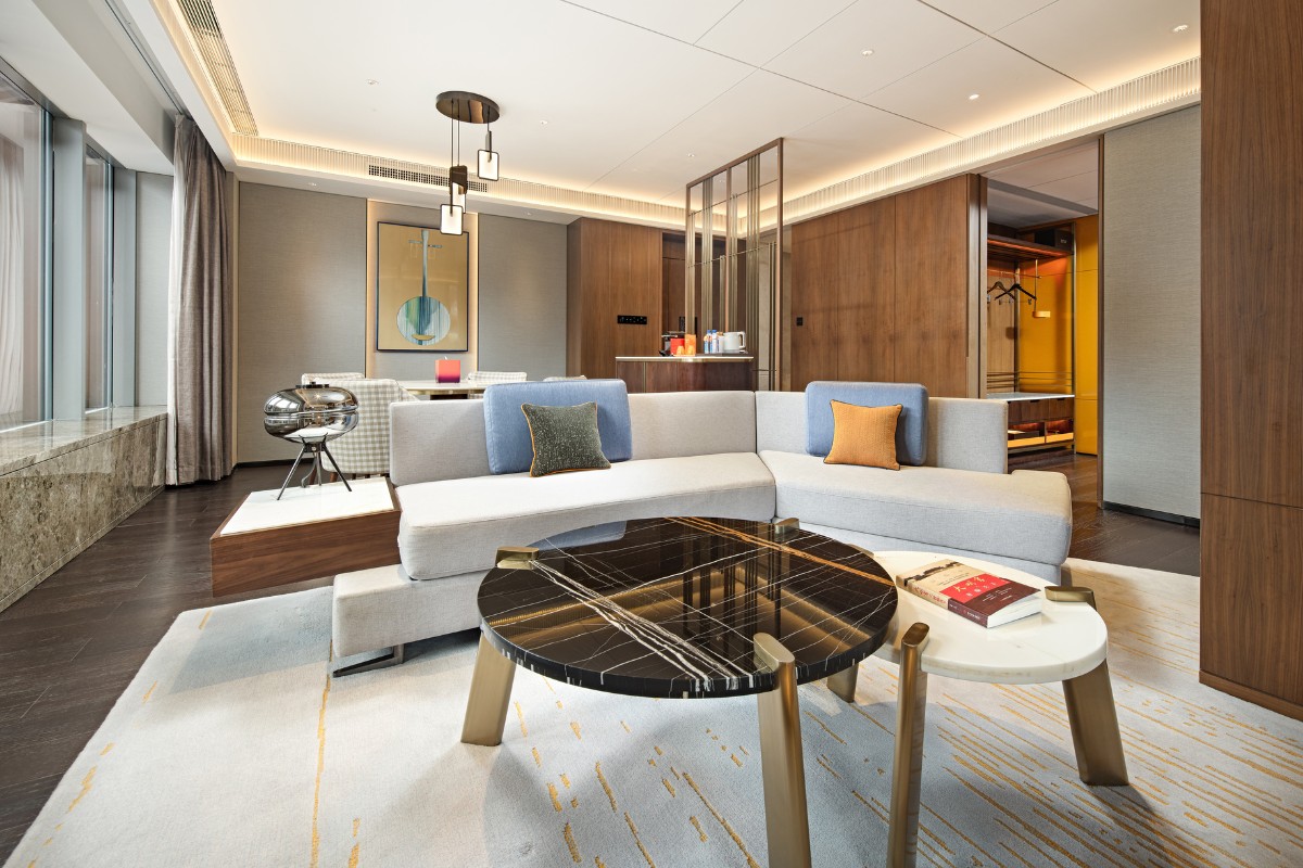 hotel suite design, Hotel Suite Celebrates Tang Dynasty in a Modern Design