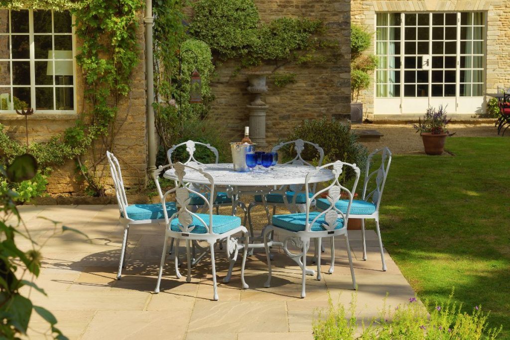 30 Years of Oxley's Sustainable Outdoor Luxury at the Chelsea Flower