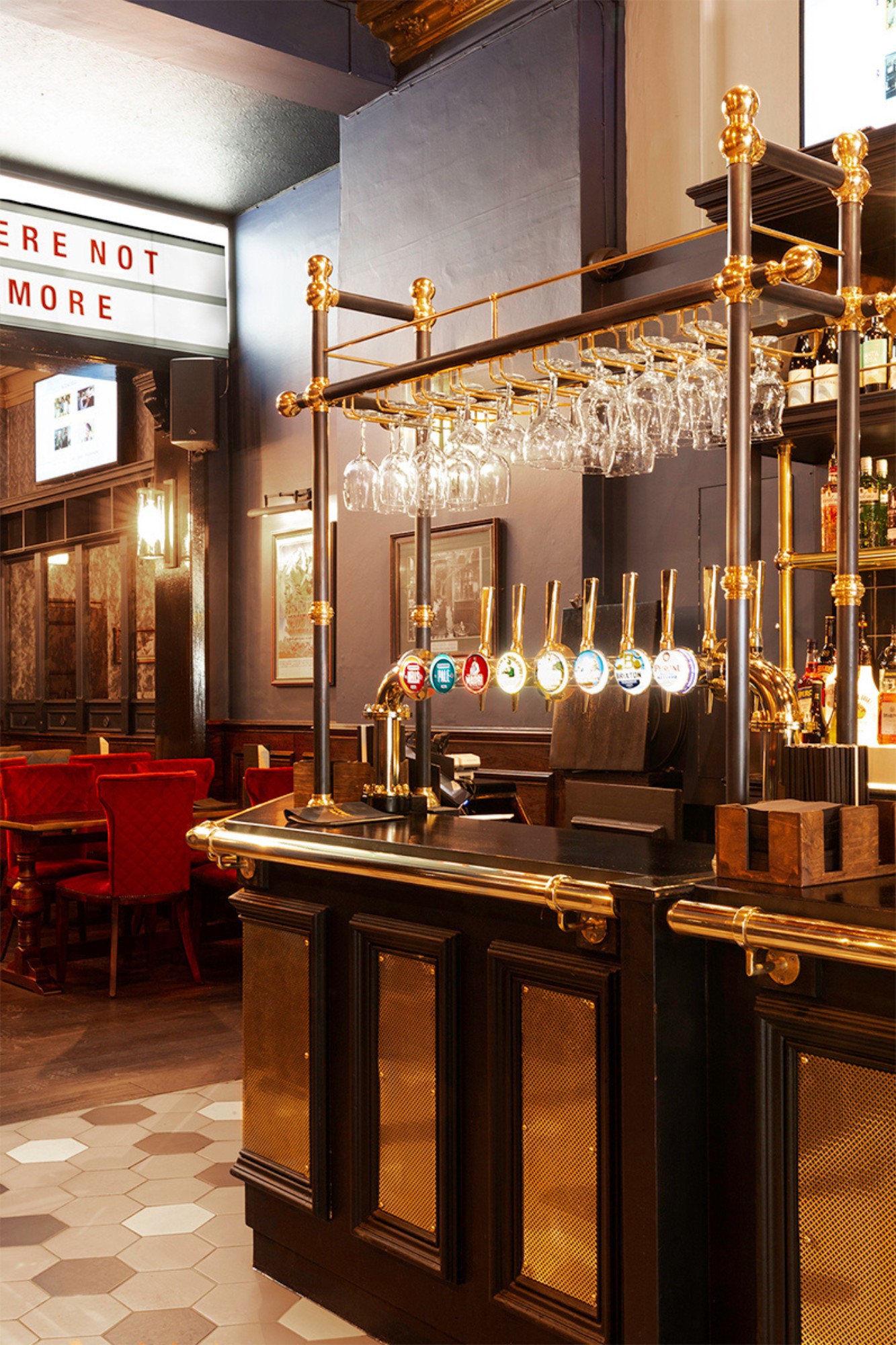 traditional, MGI Partners Transforms Traditional Liverpool Pub: Futurist