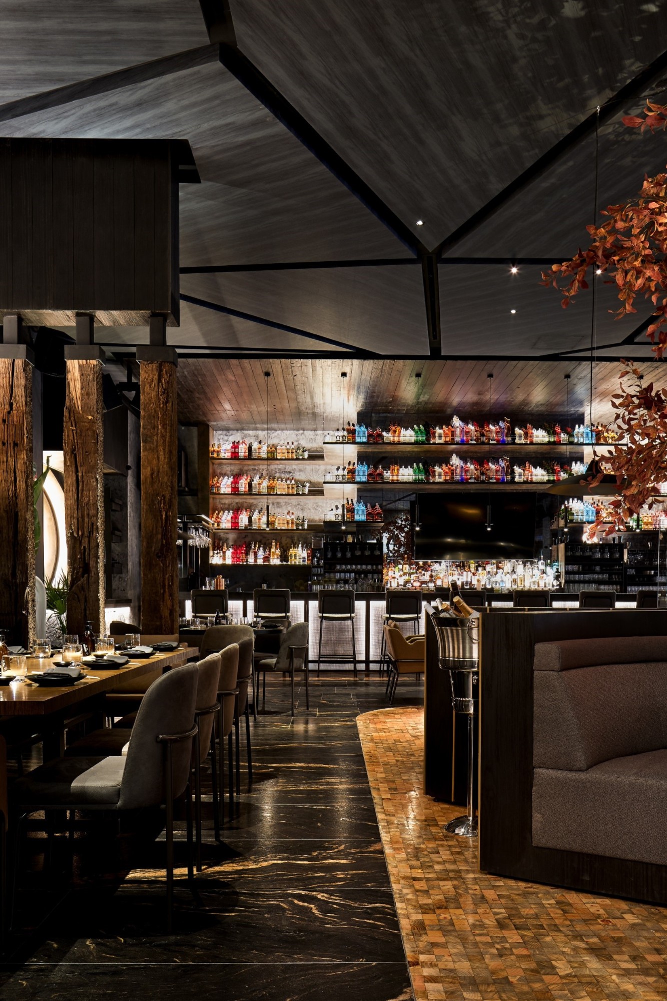 Neiman Marcus uses creativity to resurrect its restaurant business