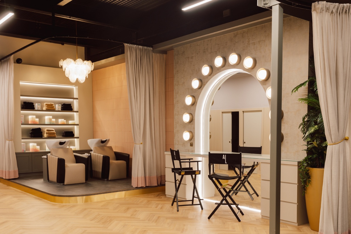 neutral, Cocoon & Bauer: Creating a Neutral Salon With Biophilic Design Elements