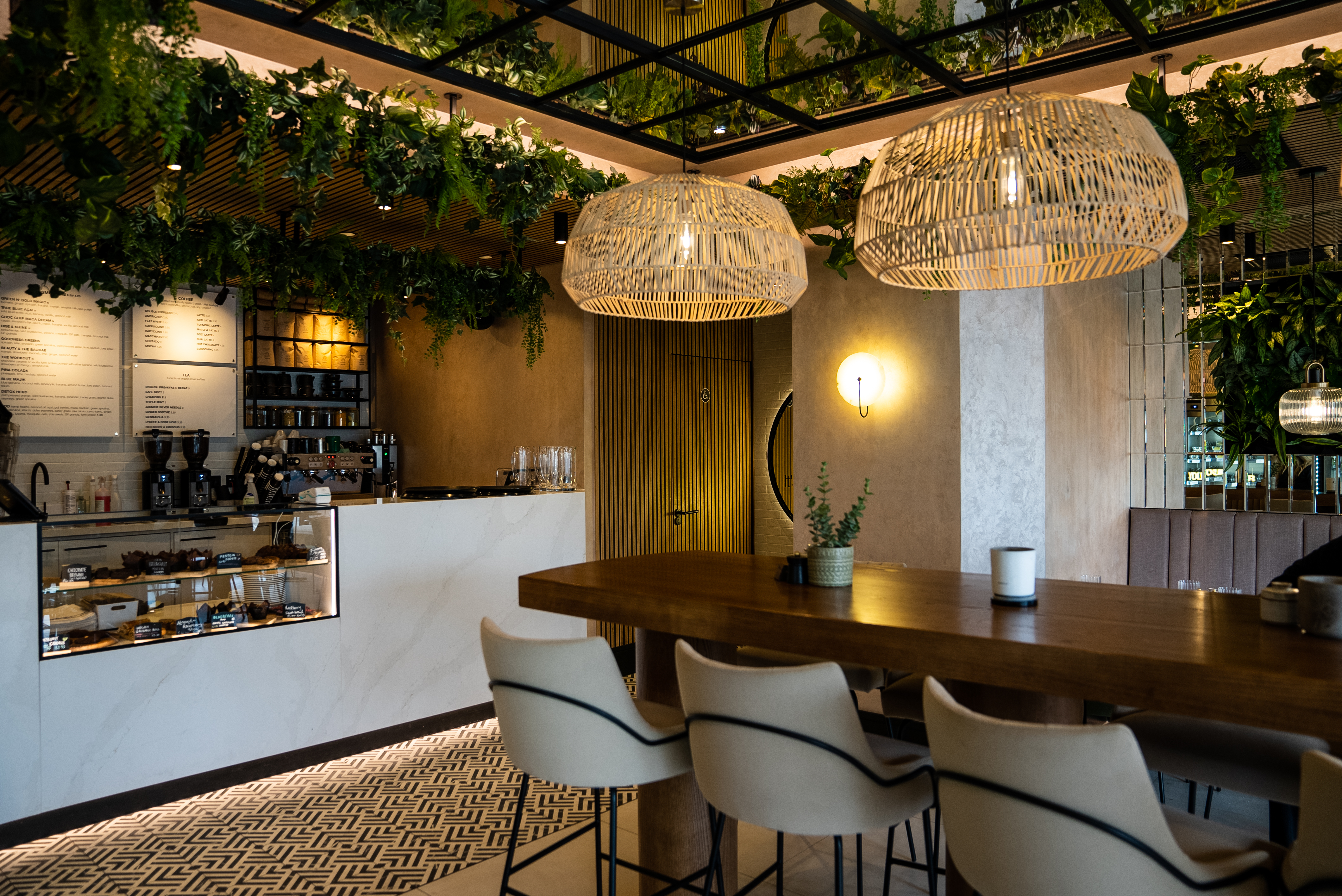 The Juice Smith, Cobham