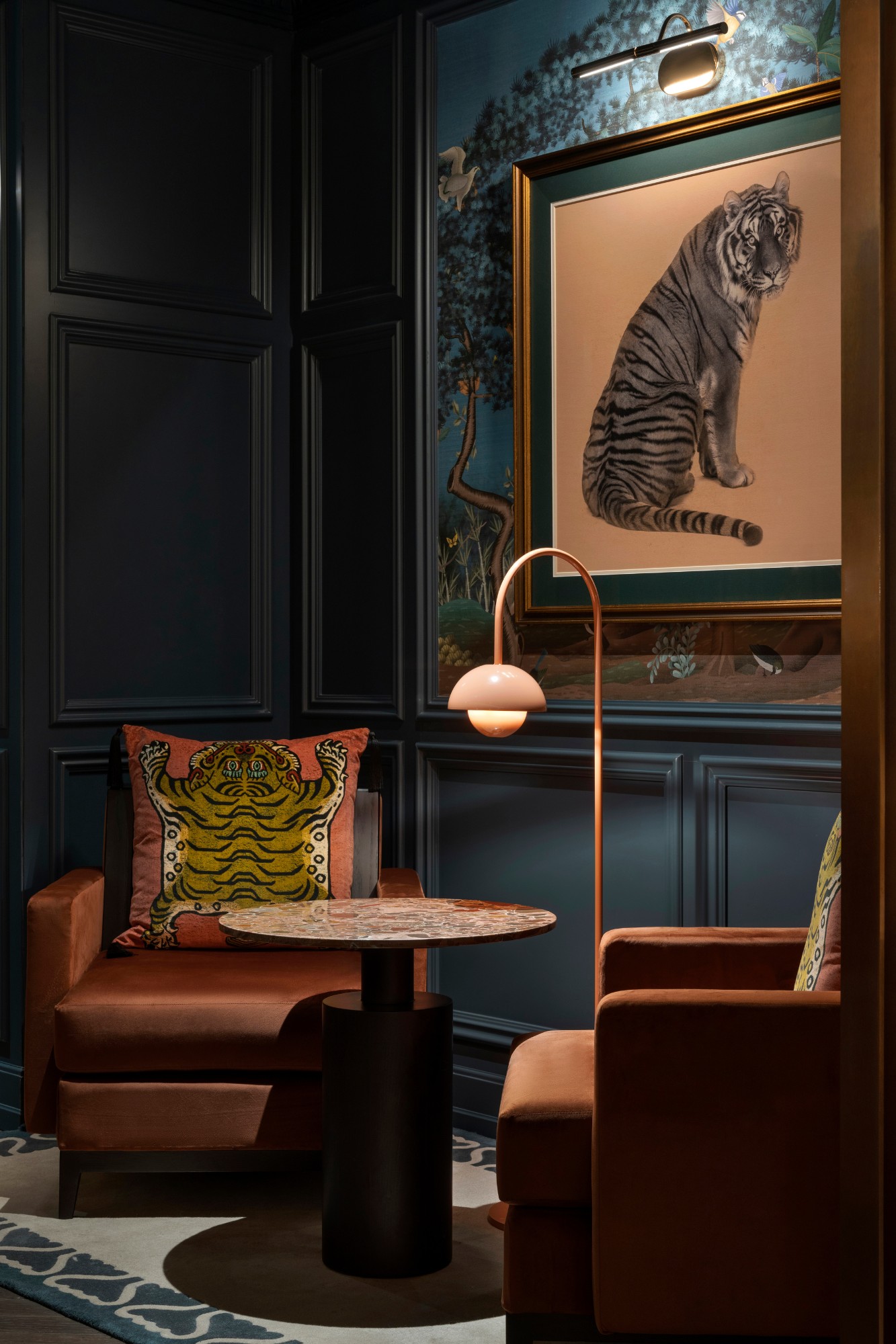 Art Deco-inspired, LW Design: Creating a Secretive, Art Deco-Inspired Bar Design