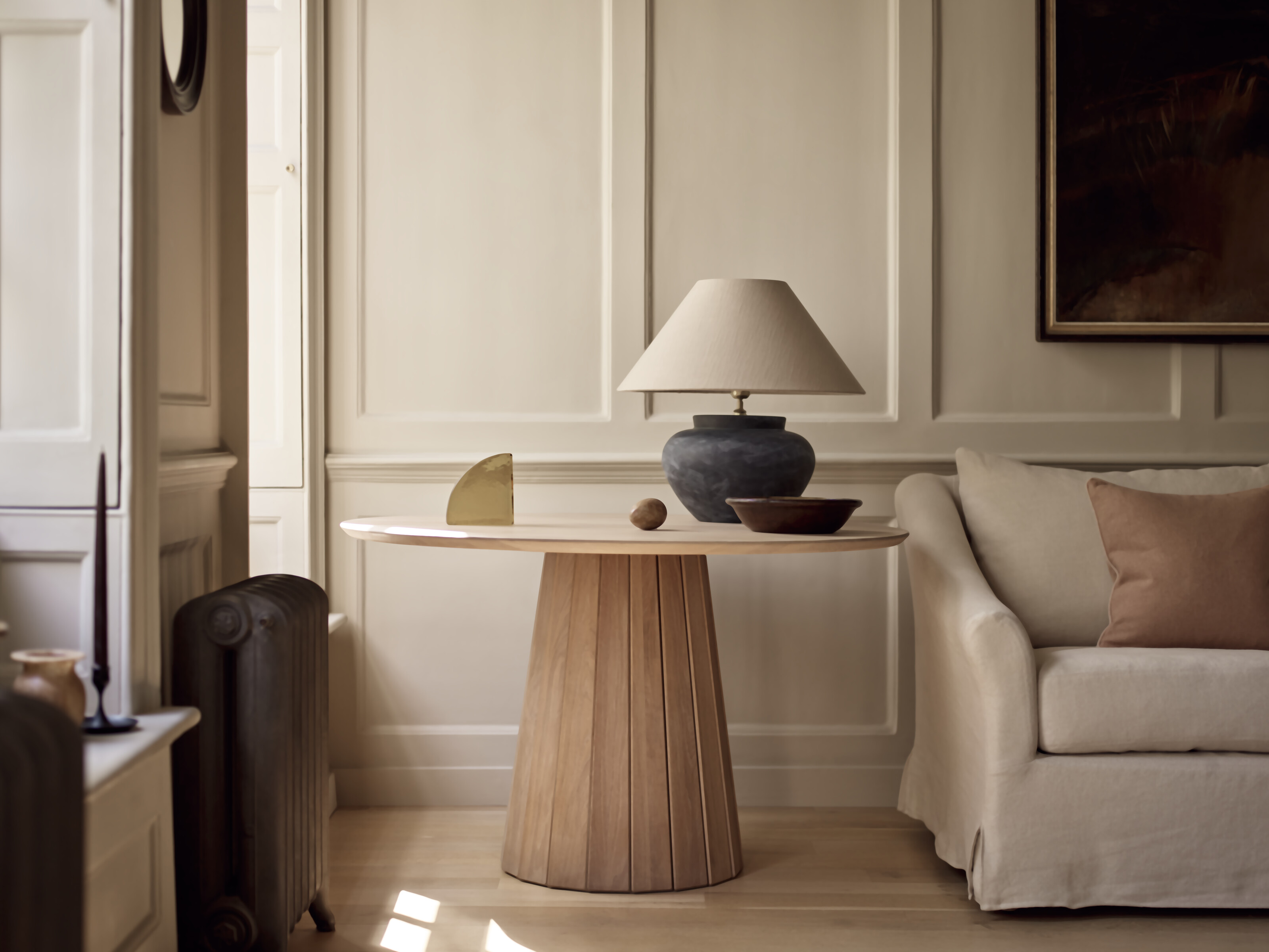 Large-STRATFORD PEDESTAL TABLE_120_TOWNHOUSE LIVING_03