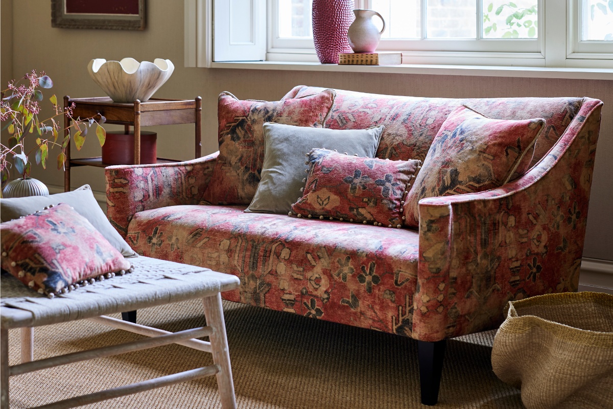 velvet sofas, Linwood Explores the Allure of Velvet Sofas: A Stylish Guide