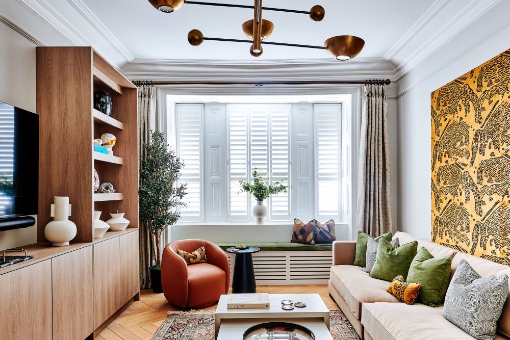 Alice resized PALACE_GATE2090