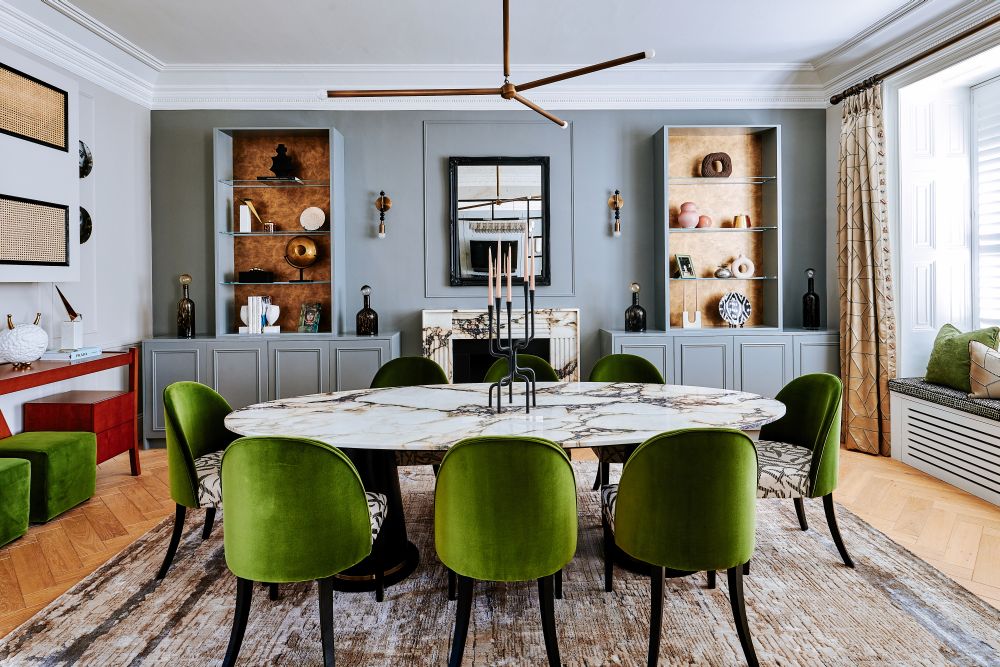 Alice resized PALACE_GATE2164