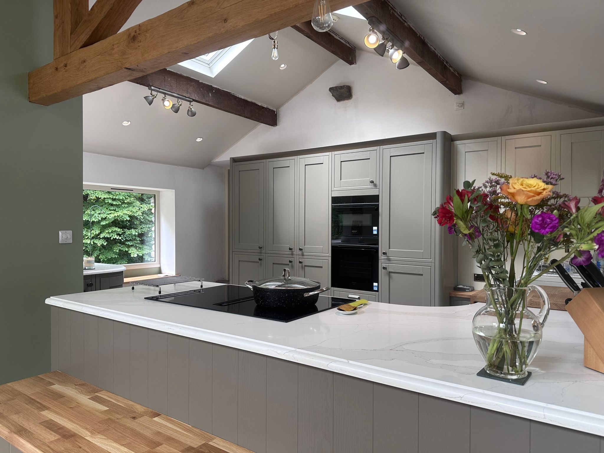 Country living by Mike Hughes Fitted Interiors