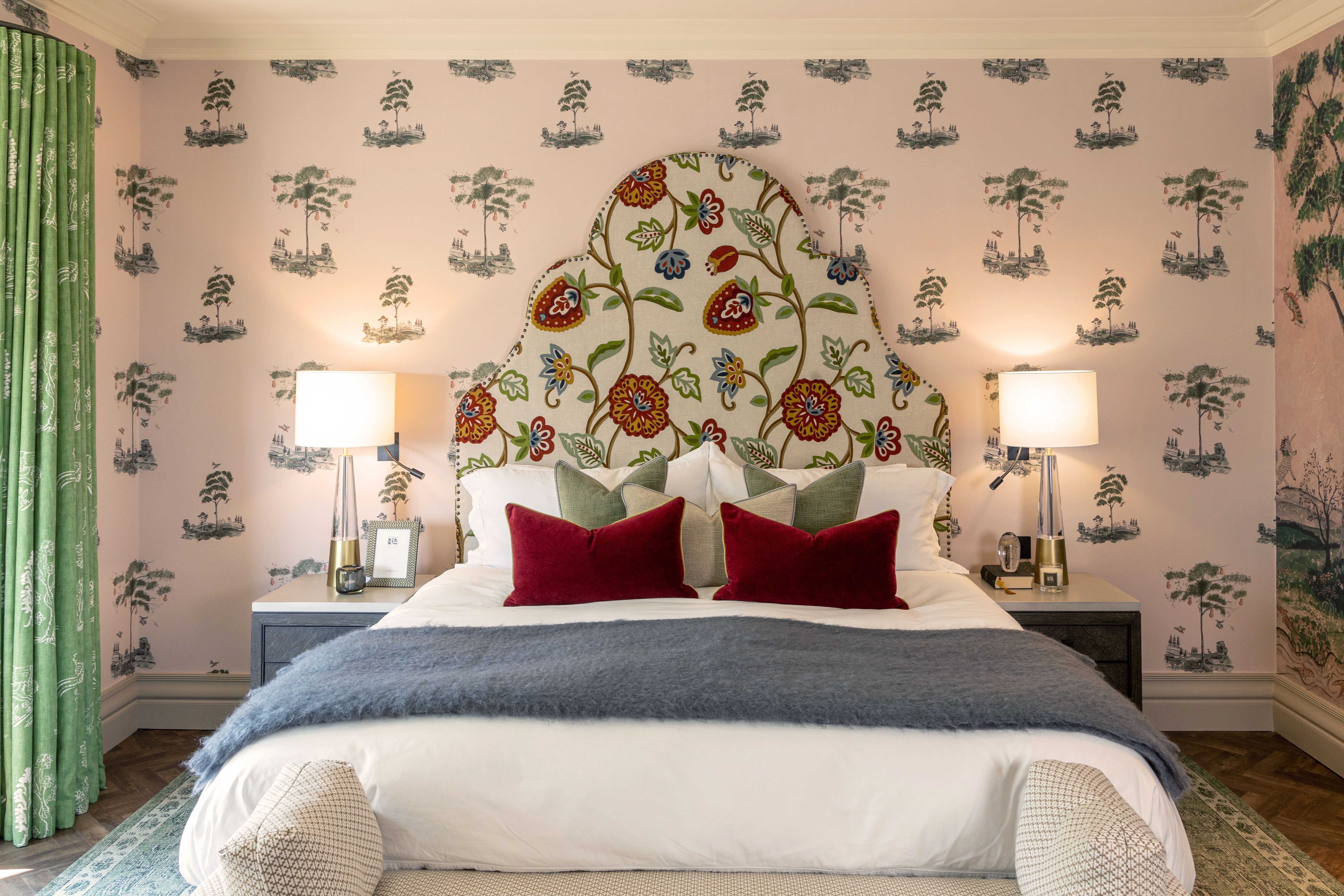 HM_R GRAFTON JUNE22-29n