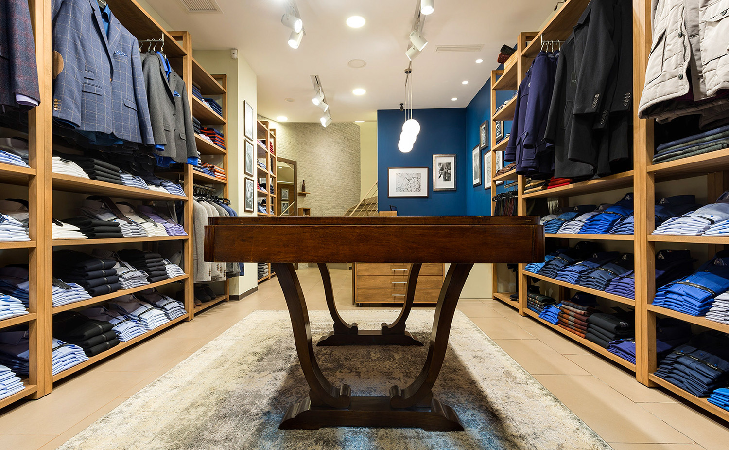 SDI _ GUY LAROCHE MEN'S STORE