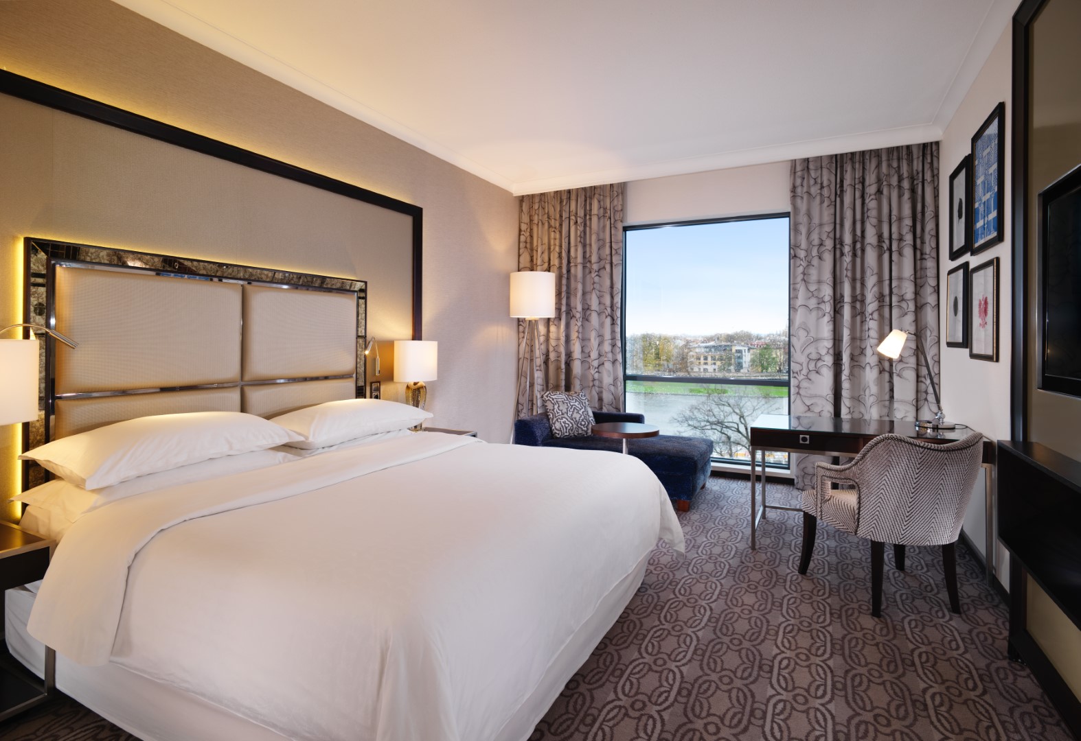 Alex Kravetz Design (10)