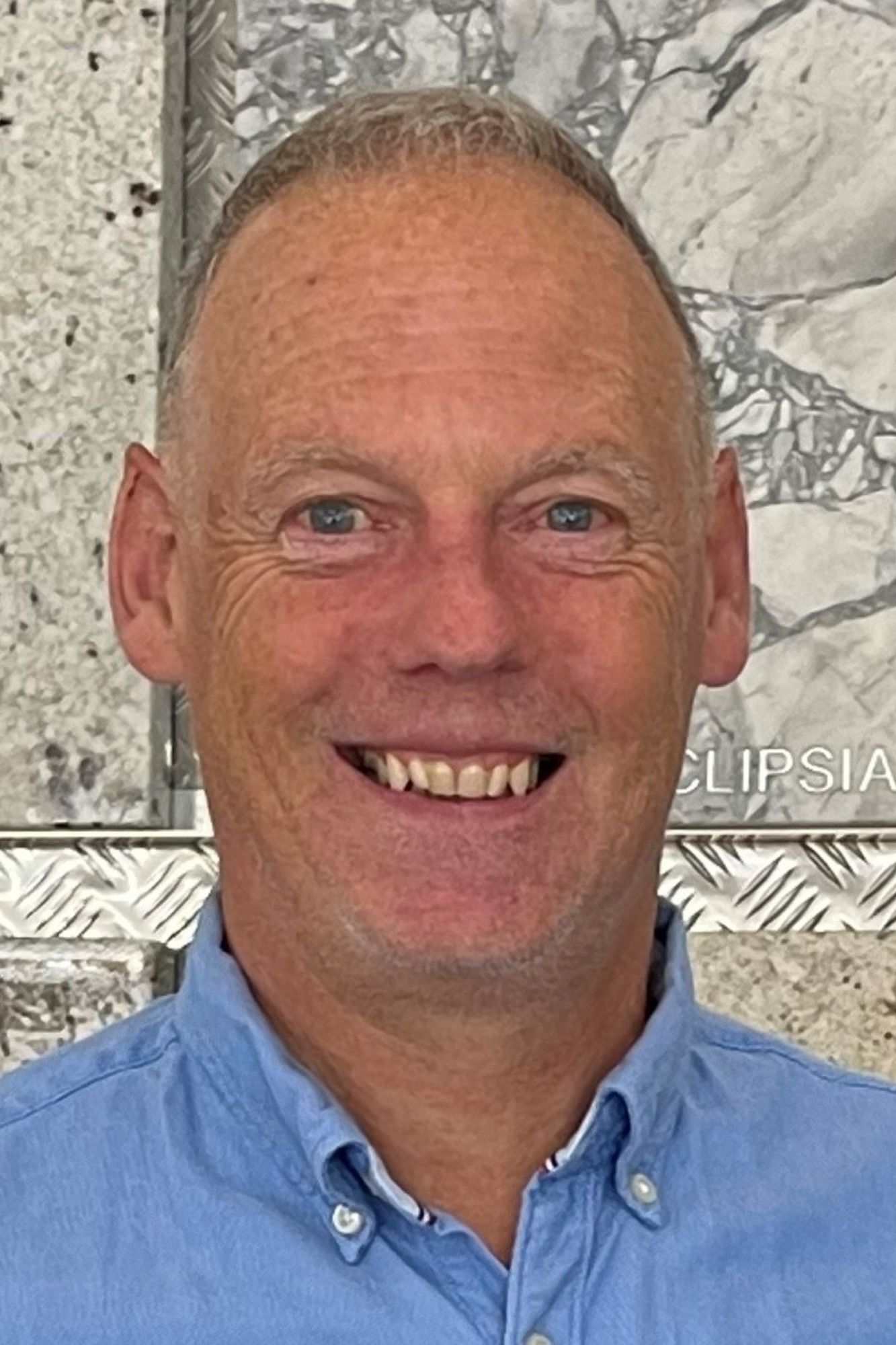 stoneCIRCLE, The Story Behind stoneCIRCLE: Fabricating and Installing Bespoke Stone for Design Projects