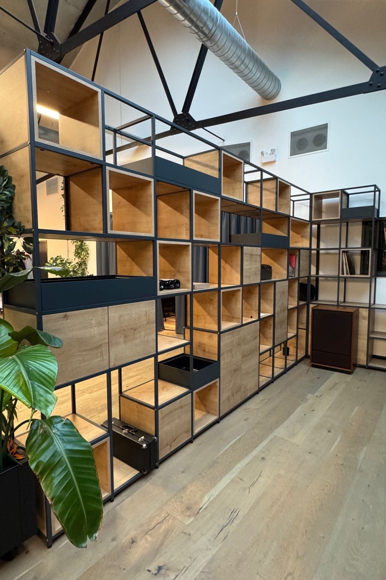Shelved, The Story Behind Shelved: Bringing High-Quality, Modular Furniture into People’s Homes