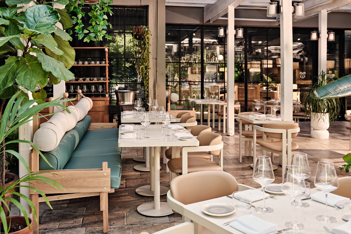 Bishop Design, Bishop Design: Creating a Mesmerising Restaurant Design with an Ocean-Inspired Palette