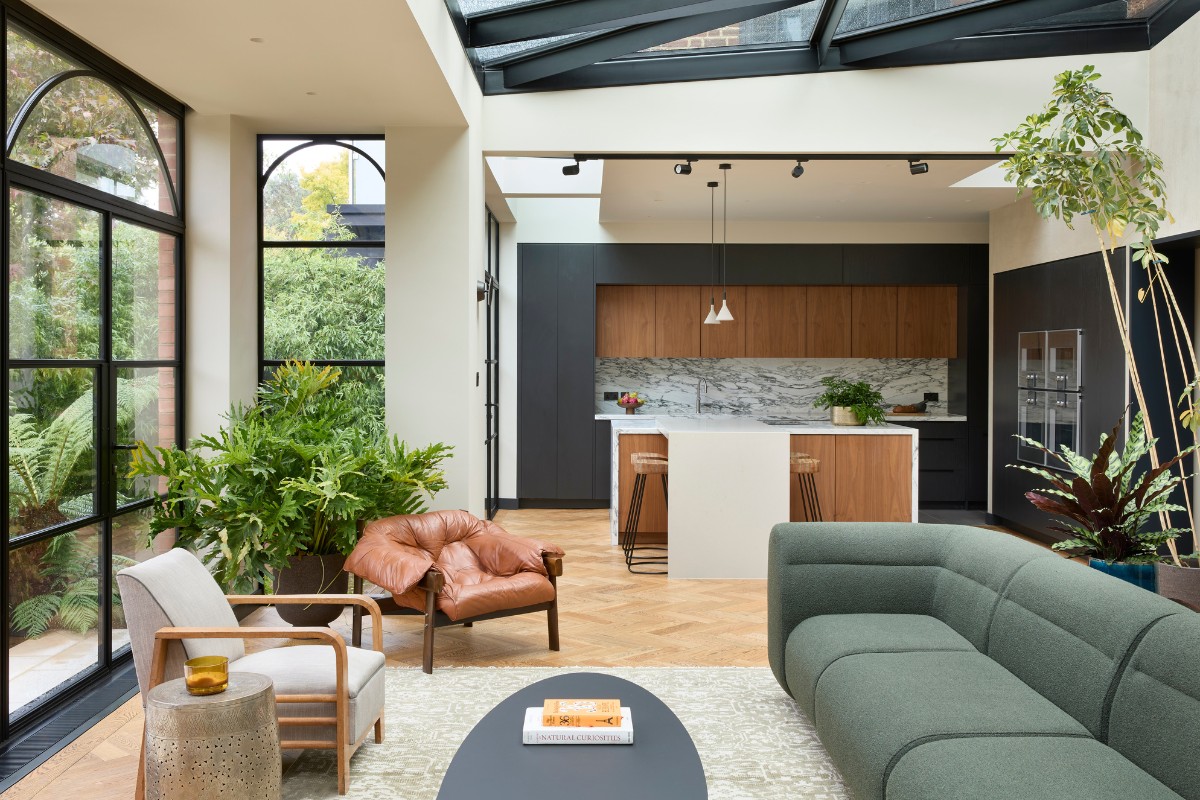 Sola Kitchens, Sola Kitchens Seamlessly Blend Form and Function to Create a Striking Kitchen Design