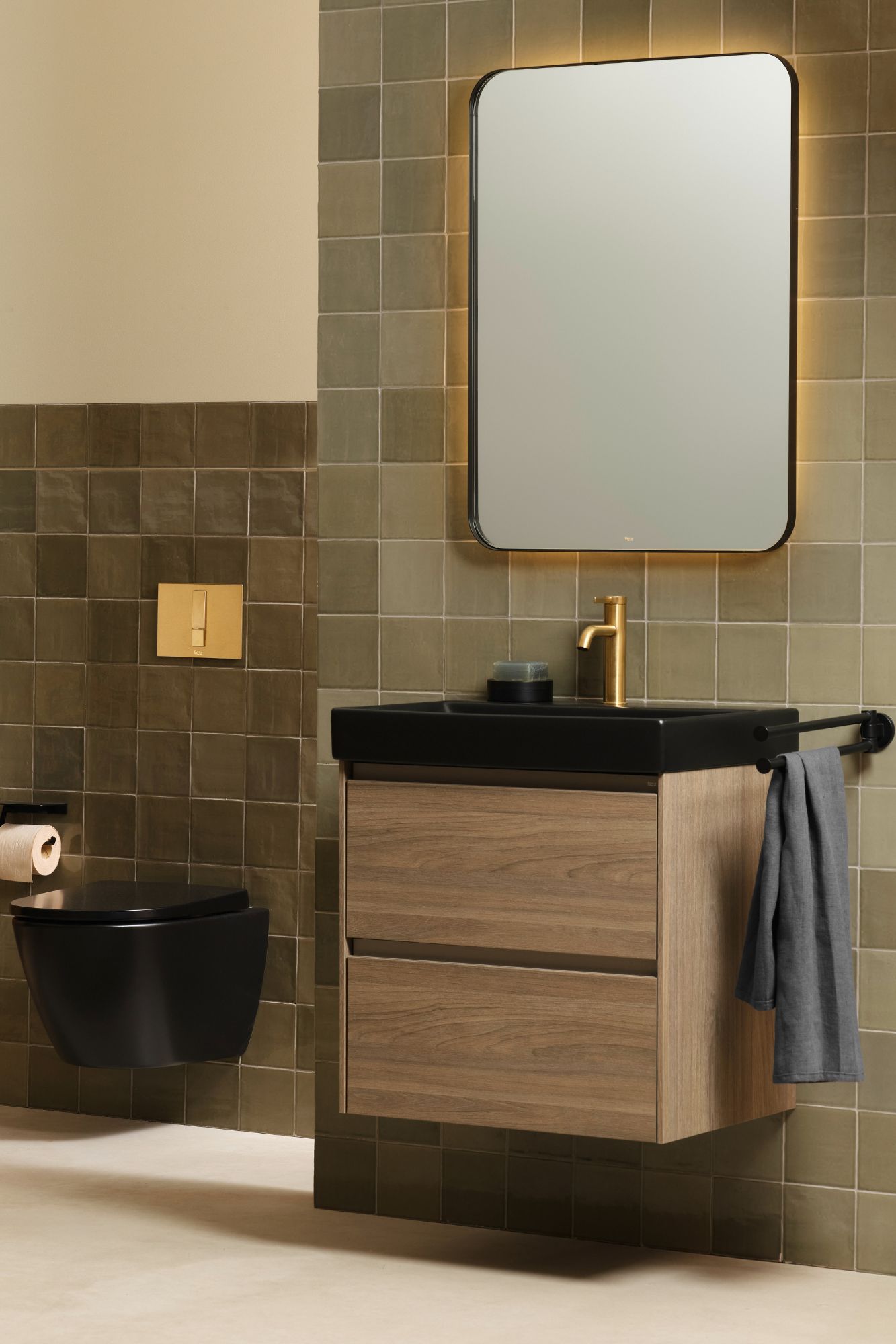 Roca, Choosing a Bathroom Mirror? Roca’s Five Key Points to Consider Before Buying