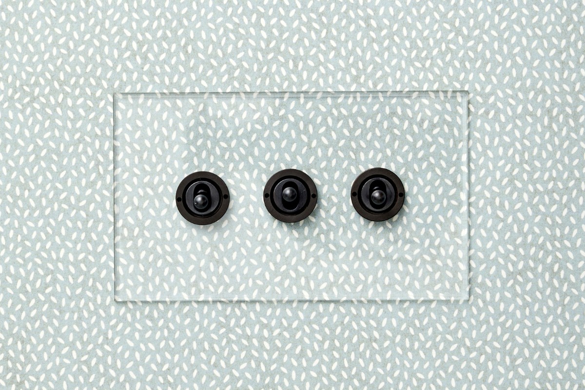 Forbes & Lomax, Forbes &#038; Lomax Launches its New Micro Dimmer