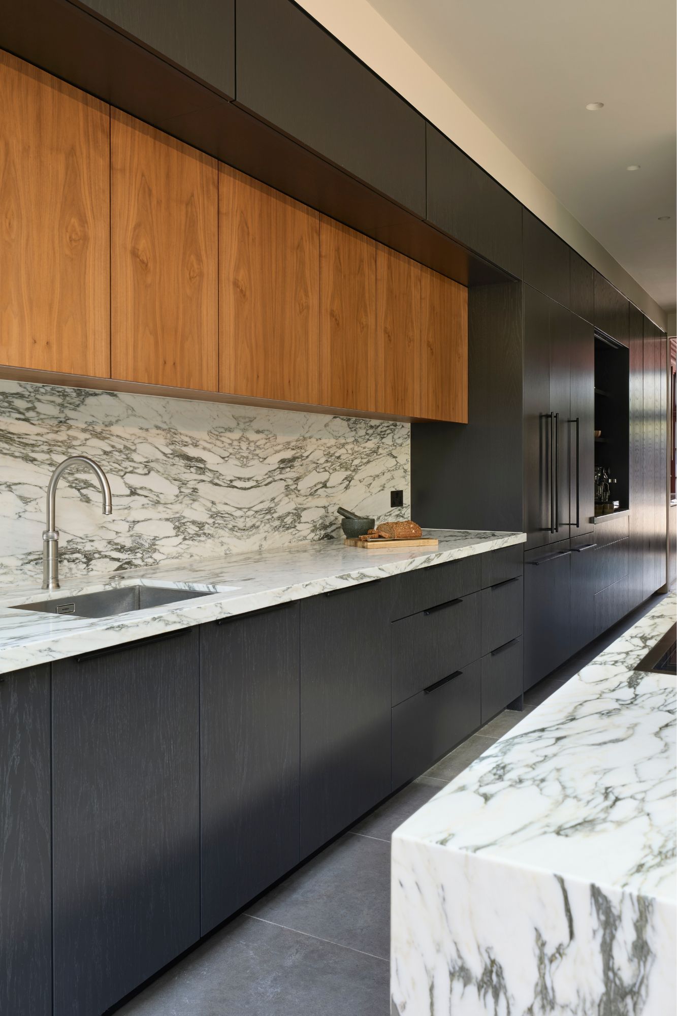 Sola Kitchens, Sola Kitchens Seamlessly Blend Form and Function to Create a Striking Kitchen Design