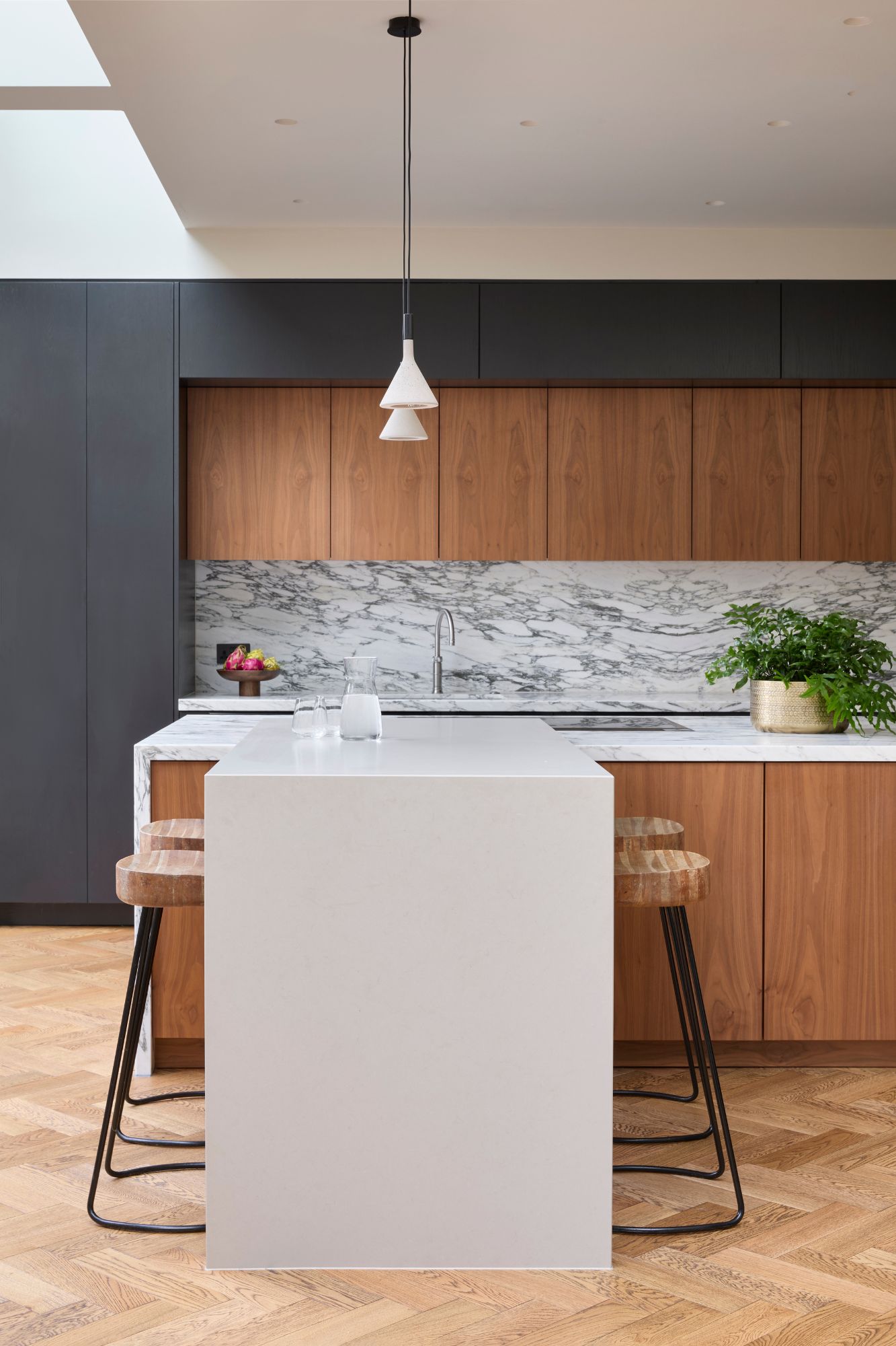 Sola Kitchens, Sola Kitchens Seamlessly Blend Form and Function to Create a Striking Kitchen Design