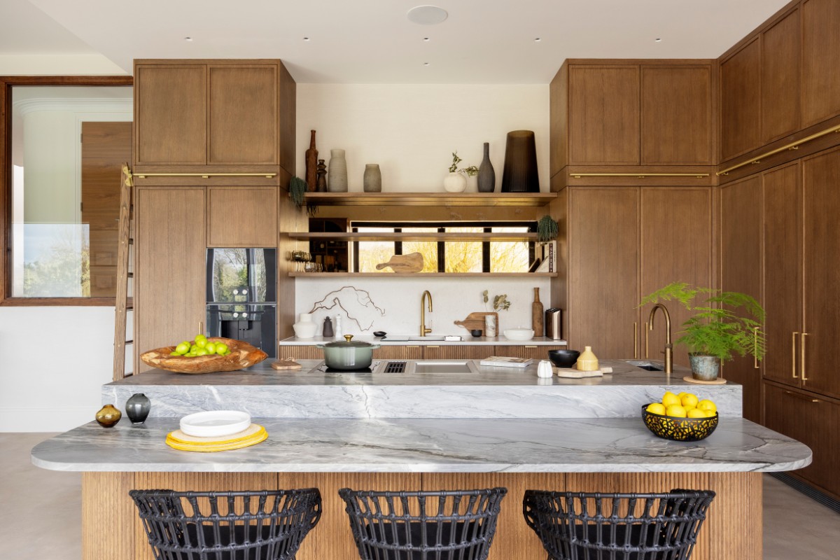 Using Sensa Platino by Cosentino in a Warm and Textured Kitchen Design