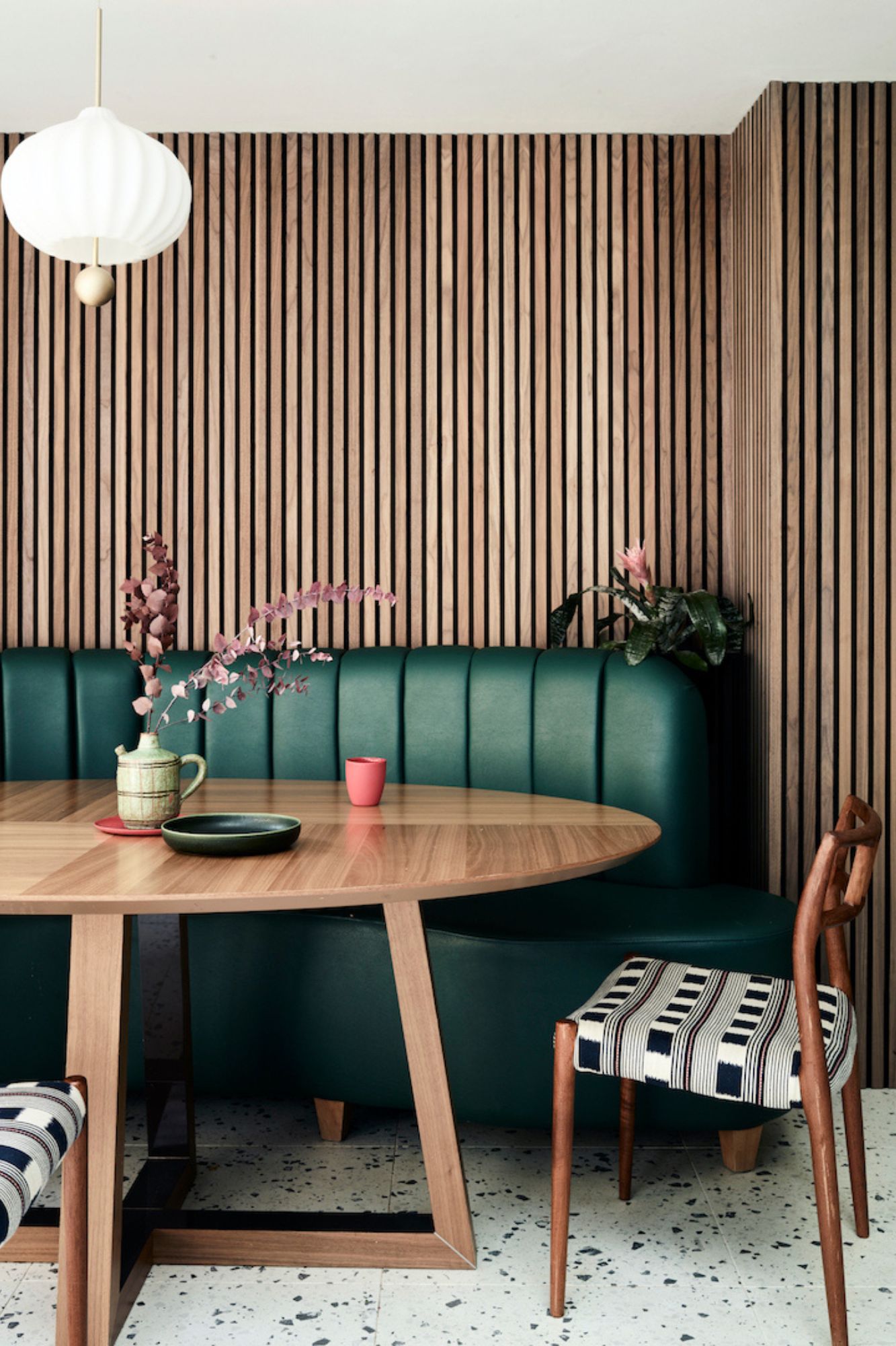 Roundhouse, Cosy Contemporary Kitchens: How to Make a Modern Kitchen Feel Warm and Inviting