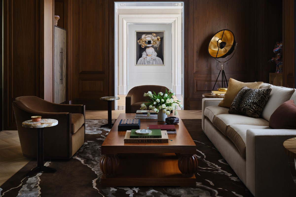 Daniel Joseph Chenin, Daniel Joseph Chenin Balances Monumentality with Intimacy