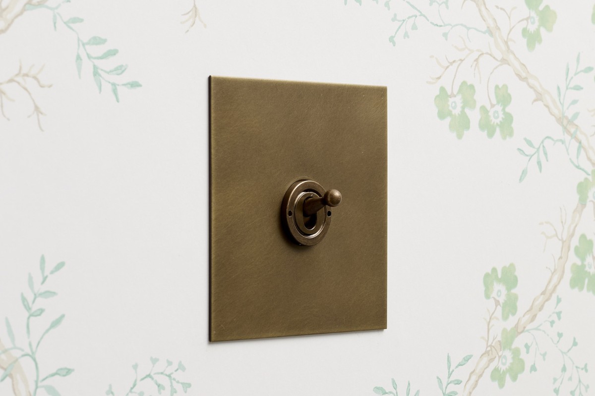 Forbes & Lomax, Forbes &#038; Lomax Introduces Matte Brass