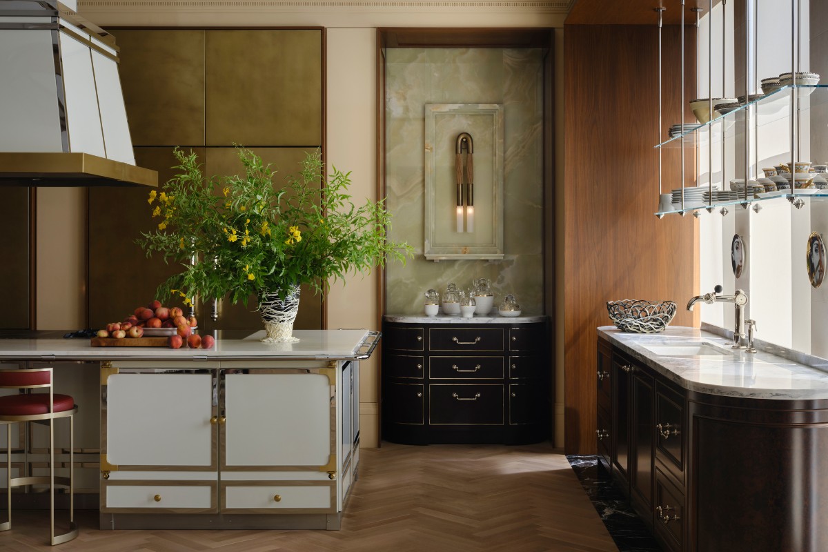 Daniel Joseph Chenin, Daniel Joseph Chenin Balances Monumentality with Intimacy