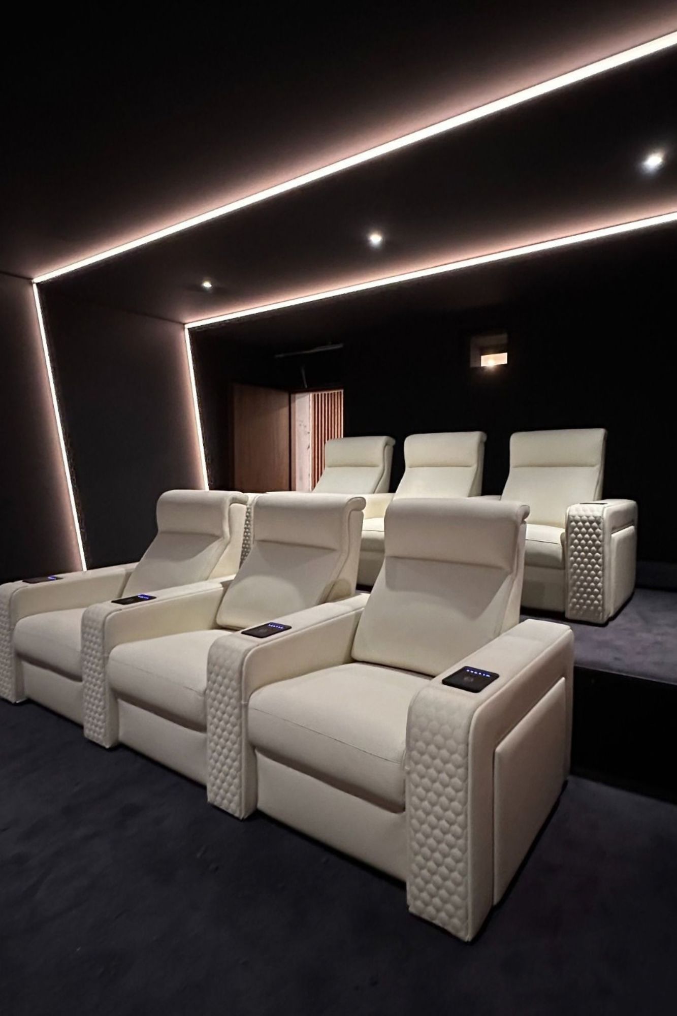 Studio Vellari, Studio Vellari: Redefining the Private Cinema Experience Through Contemporary Interior Design