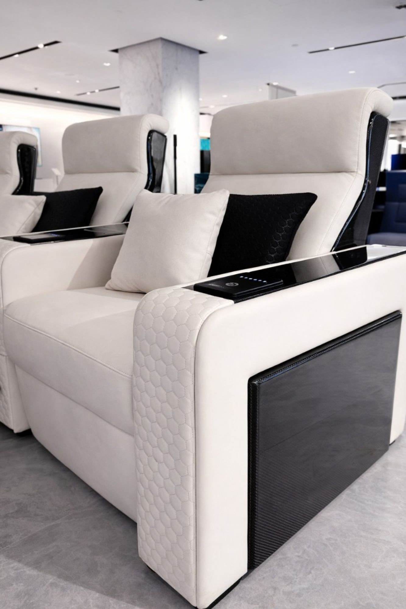 Studio Vellari, Studio Vellari: Redefining the Private Cinema Experience Through Contemporary Interior Design