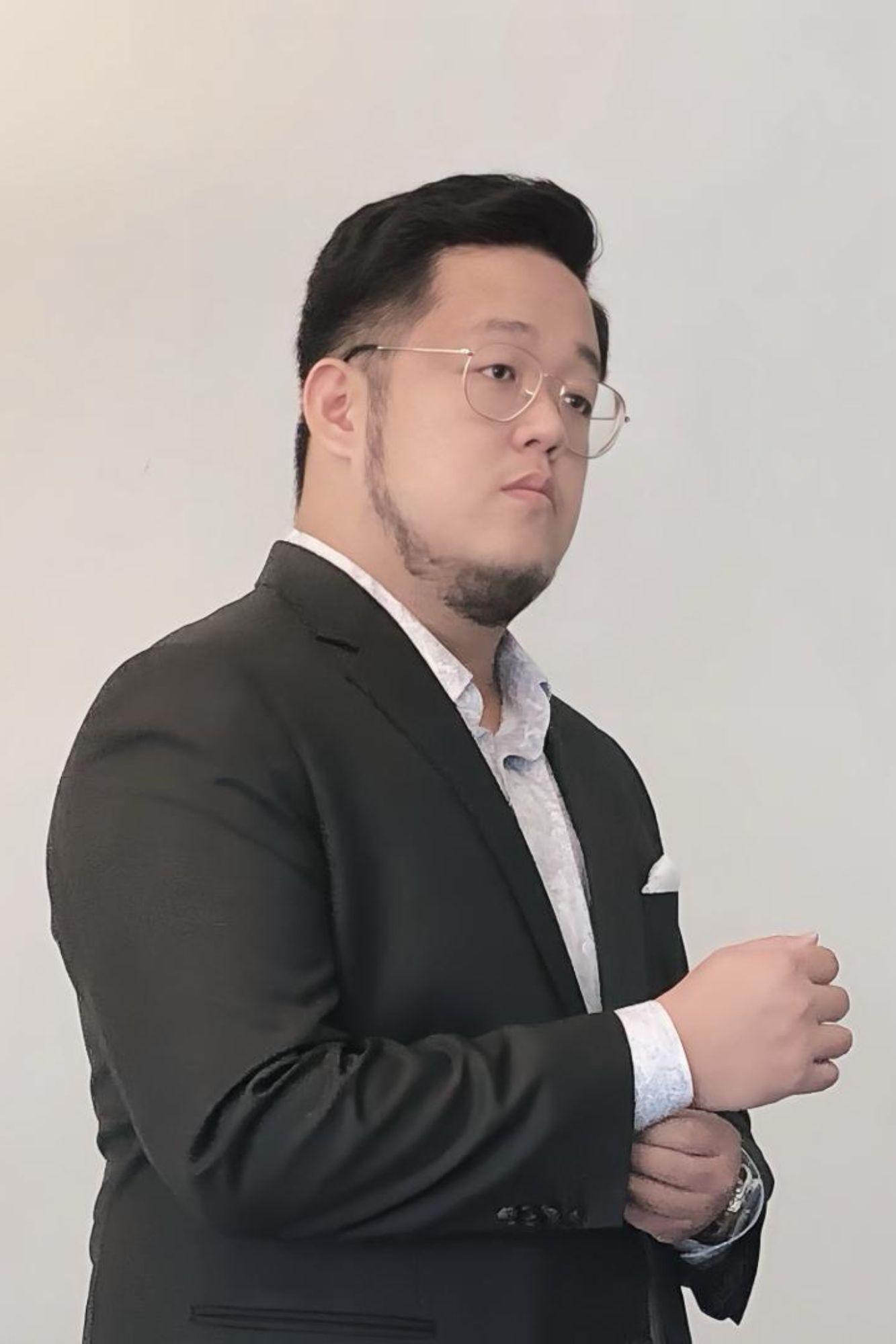 Solid Design Studio, Solid Design Studio Create a Fluid and Dynamic Retail Space