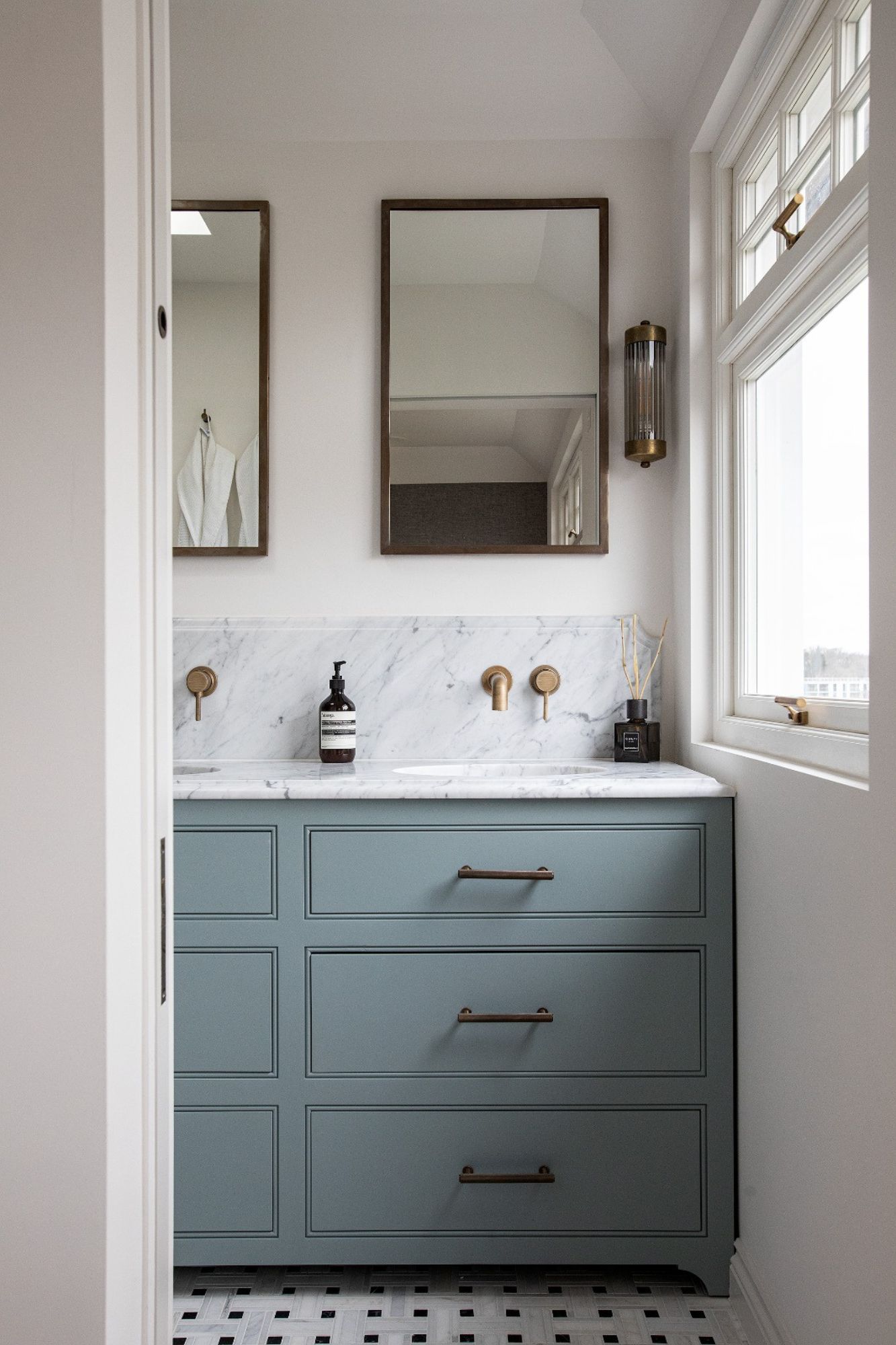 Paula Morrison Interiors, The Story Behind Paula Morrison Interiors: Seamlessly Blending Classic Charm with Modern Sophistication